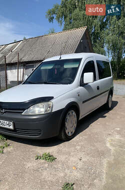 Минивэн Opel Combo 2009 в Звягеле