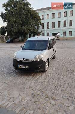 Мінівен Opel Combo 2013 в Кам'янець-Подільському