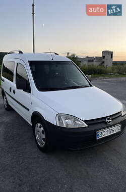 Минивэн Opel Combo 2003 в Золочеве