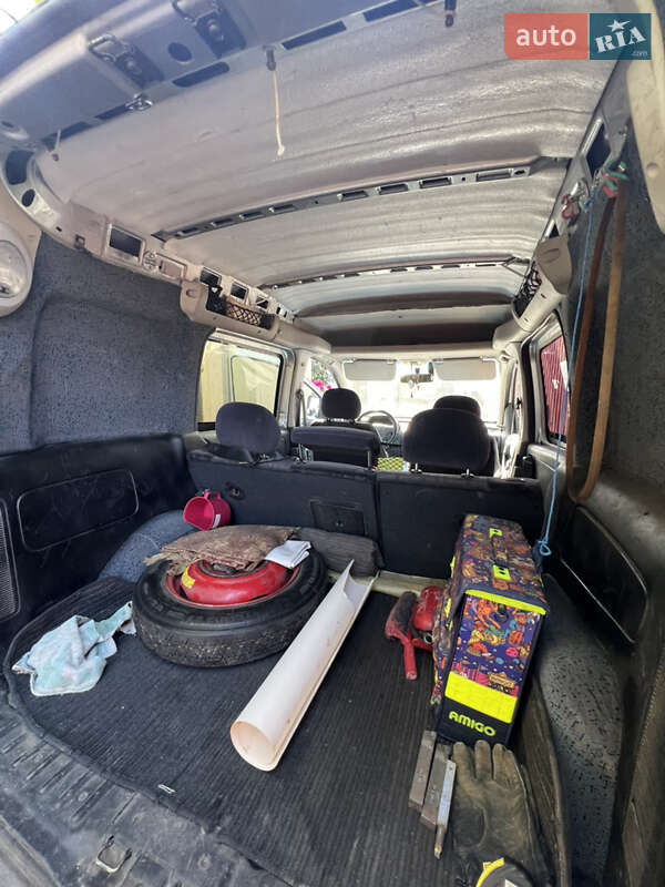 Минивэн Opel Combo 2009 в Луцке