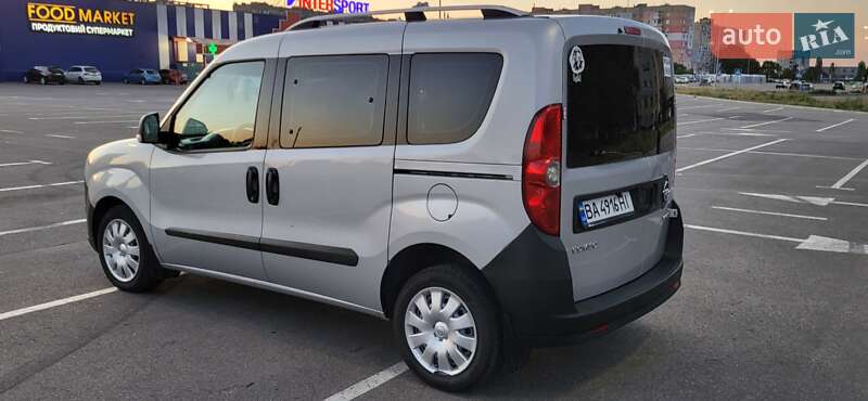 Минивэн Opel Combo 2015 в Кропивницком