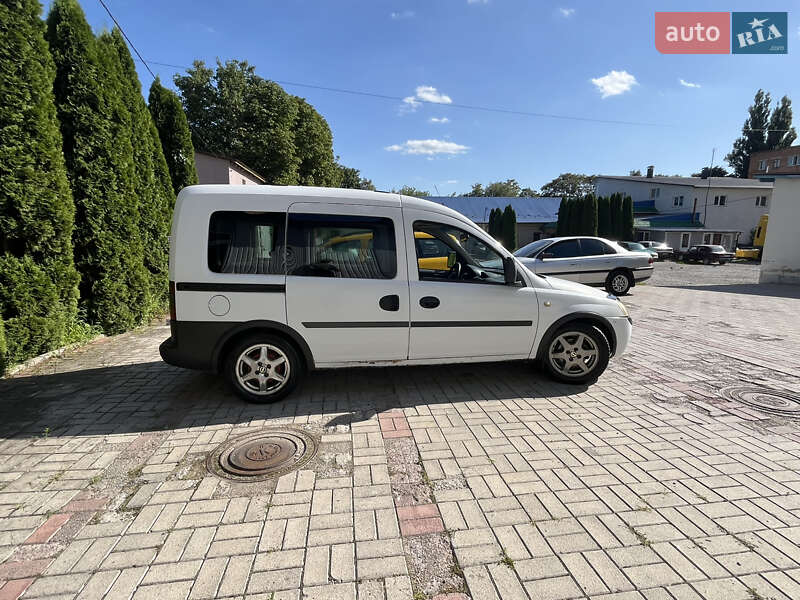 Минивэн Opel Combo 2002 в Каменец-Подольском