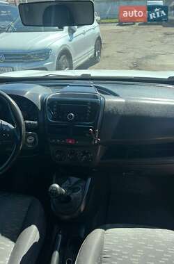 Грузовой фургон Opel Combo 2015 в 