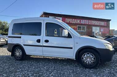 Минивэн Opel Combo 2006 в 