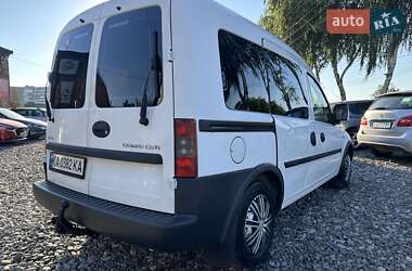 Минивэн Opel Combo 2006 в 
