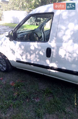 Грузовой фургон Opel Combo 2013 в 