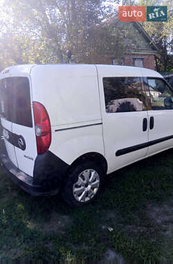 Грузовой фургон Opel Combo 2013 в 