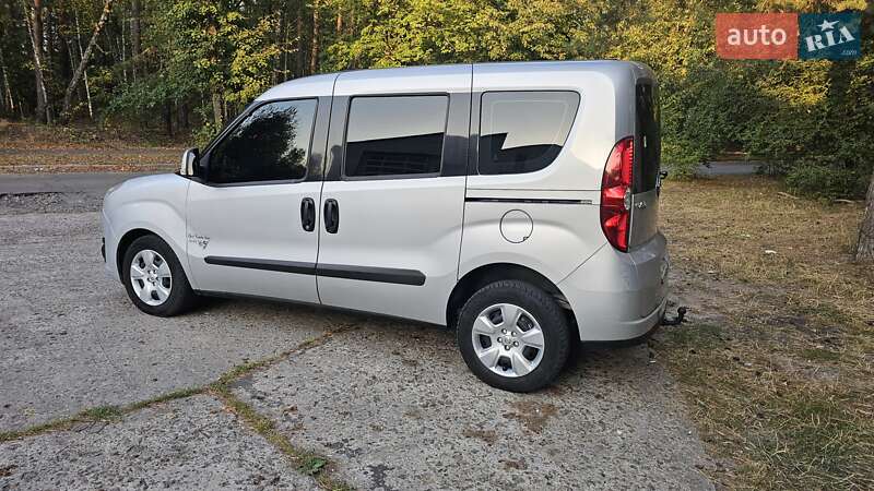 Минивэн Opel Combo 2012 в Ковеле