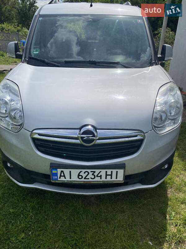Opel Combo 2013