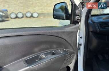 Минивэн Opel Combo 2012 в 