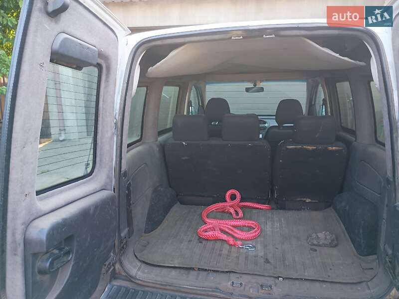 Минивэн Opel Combo 2008 в Синельниково