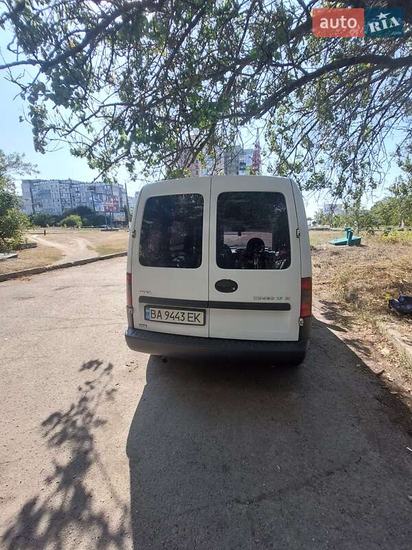 Минивэн Opel Combo 2004 в Кропивницком