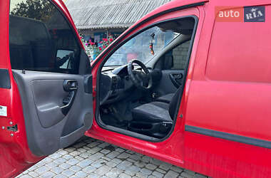 Грузовой фургон Opel Combo 2004 в 