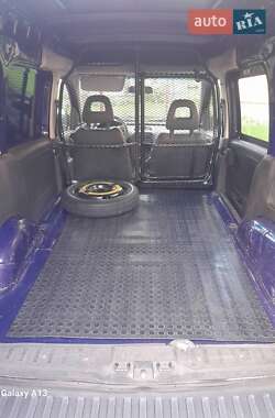 Грузовой фургон Opel Combo 2012 в 