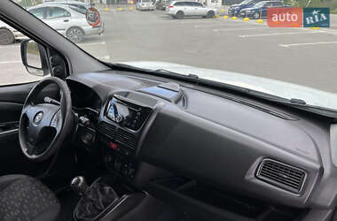 Грузовой фургон Opel Combo 2012 в Коломые