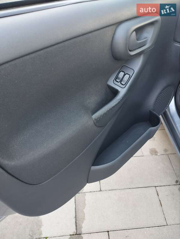 Минивэн Opel Combo 2009 в Делятине