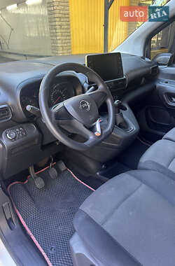 Вантажний фургон Opel Combo 2022 в 