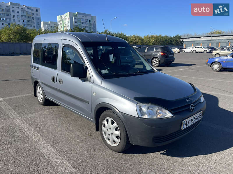 Минивэн Opel Combo 2009 в Харькове