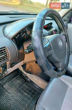 Минивэн Opel Combo 2005 в 