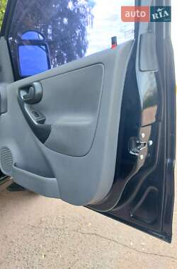 Минивэн Opel Combo 2005 в 