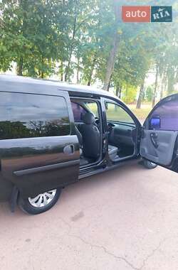 Минивэн Opel Combo 2005 в 
