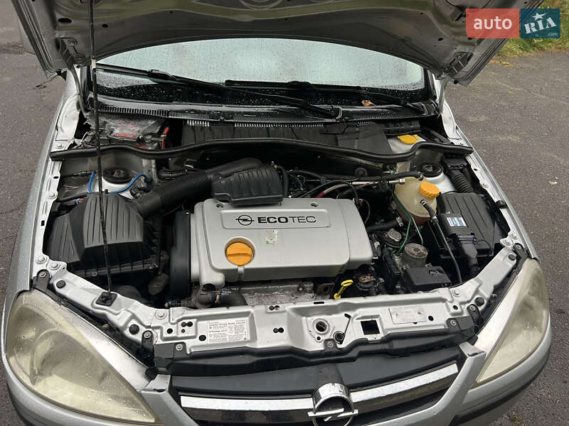 Грузопассажирский фургон Opel Combo 2008 в Киеве