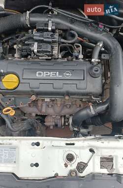 Минивэн Opel Combo 2003 в 