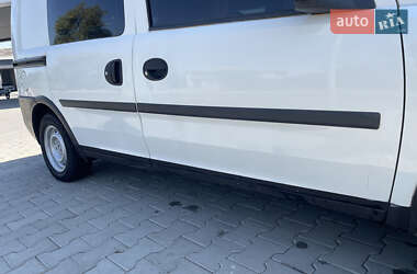 Минивэн Opel Combo 2005 в 