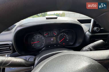 Грузовой фургон Opel Combo 2018 в 