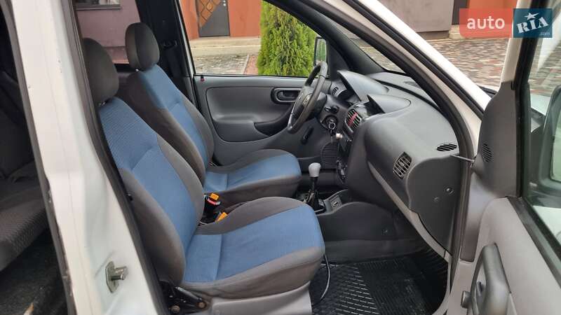 Мінівен Opel Combo 2005 в Луцьку фото 20 Мінівен Opel Combo 2005 в Луцьку