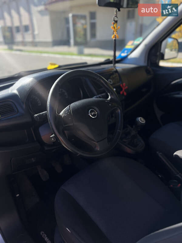 Мінівен Opel Combo 2012 в Броварах