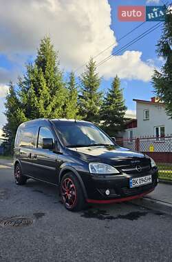 Минивэн Opel Combo 2010 в Демидовке
