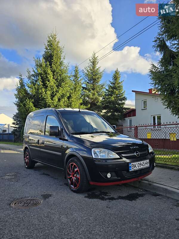 Opel Combo 2010