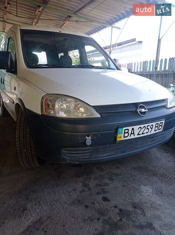 Минивэн Opel Combo 2006 в Никополе