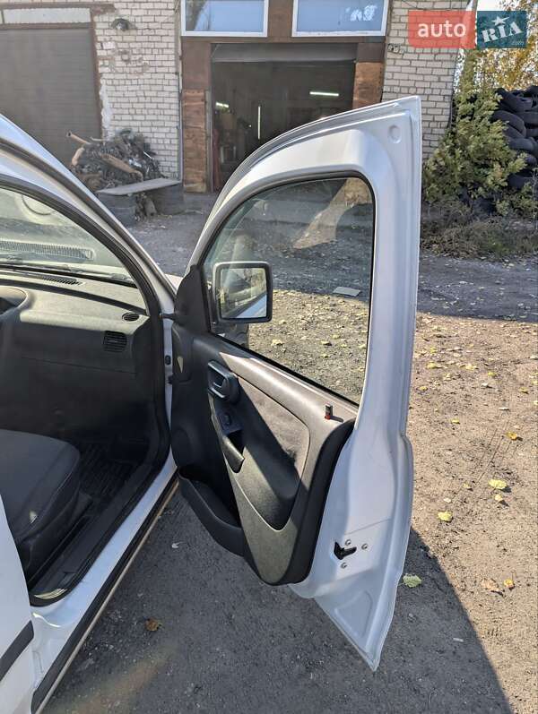 Минивэн Opel Combo 2008 в Великой Александровке фото 30 Минивэн Opel Combo 2008 в Великой Александровке