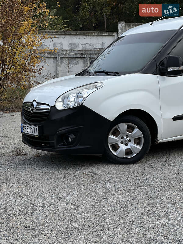 Грузовой фургон Opel Combo 2012 в Каменском фото 3 Грузовой фургон Opel Combo 2012 в Каменском