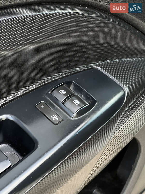 Грузовой фургон Opel Combo 2012 в Каменском фото 37 Грузовой фургон Opel Combo 2012 в Каменском