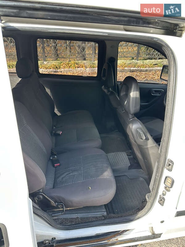 Мінівен Opel Combo 2009 в Хмільнику фото 11 Мінівен Opel Combo 2009 в Хмільнику