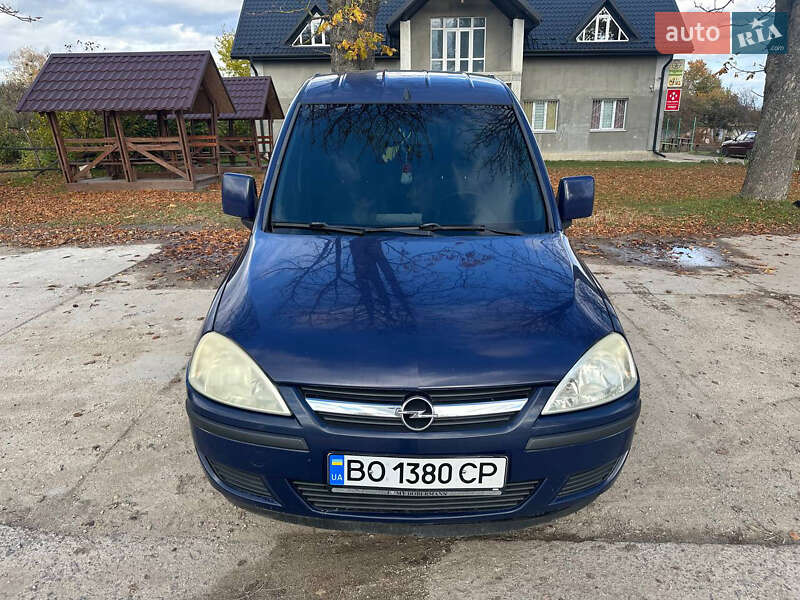 Минивэн Opel Combo 2006 в Почаеве фото 4 Минивэн Opel Combo 2006 в Почаеве