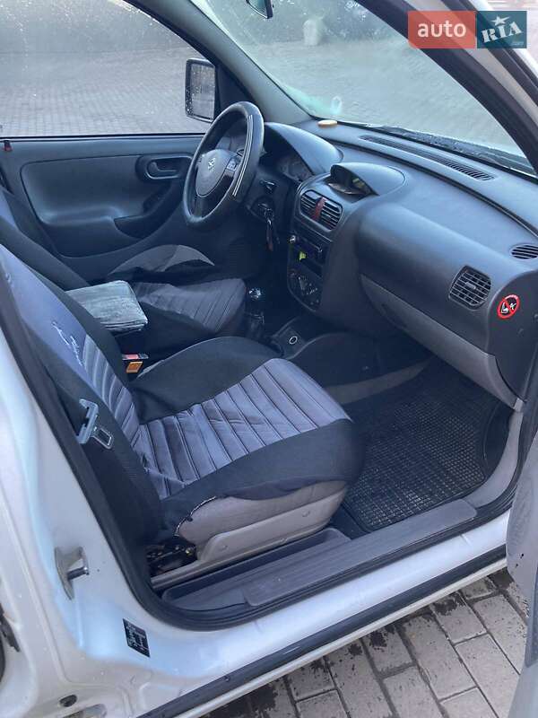 Грузовой фургон Opel Combo 2003 в Тернополе