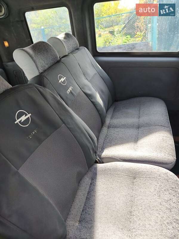 Минивэн Opel Combo 2002 в Первомайске