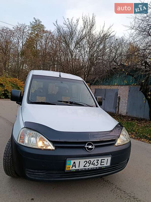 Минивэн Opel Combo 2006 в Броварах