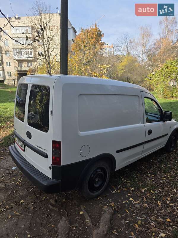 Грузовой фургон Opel Combo 2006 в Черновцах фото 5 Грузовой фургон Opel Combo 2006 в Черновцах