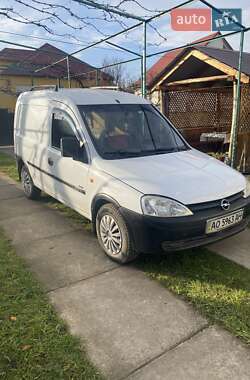 Минивэн Opel Combo 2002 в Иршаве