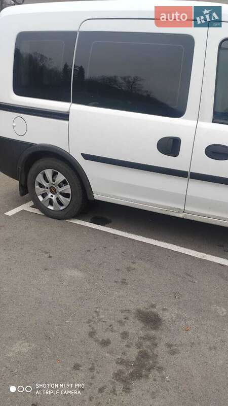 Минивэн Opel Combo 2005 в Коломые