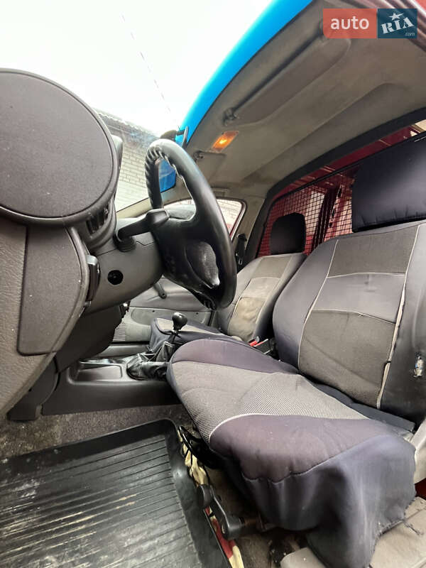 Вантажний фургон Opel Combo 1995 в Львові