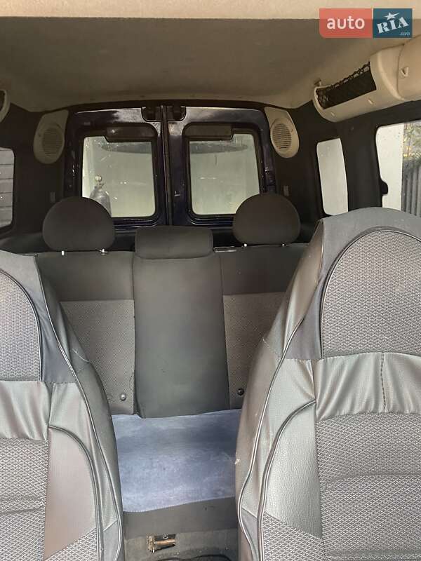 Минивэн Opel Combo 2005 в Мукачево