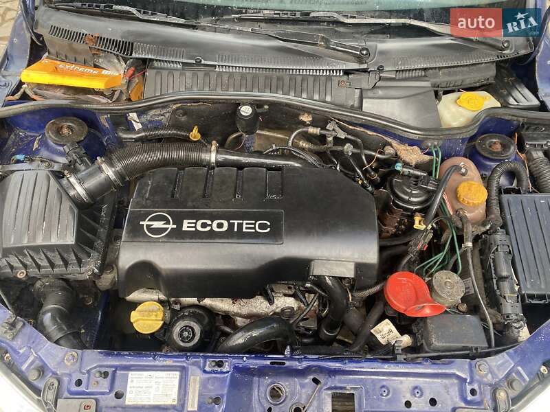 Минивэн Opel Combo 2005 в Мукачево