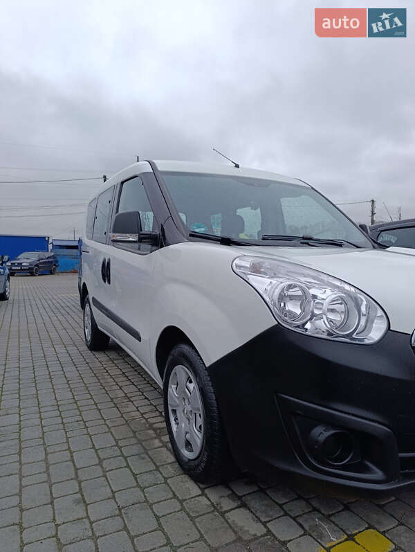 Минивэн Opel Combo 2017 в Черновцах фото 13 Минивэн Opel Combo 2017 в Черновцах