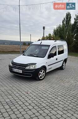 Мінівен Opel Combo 2004 в Чемерівцях